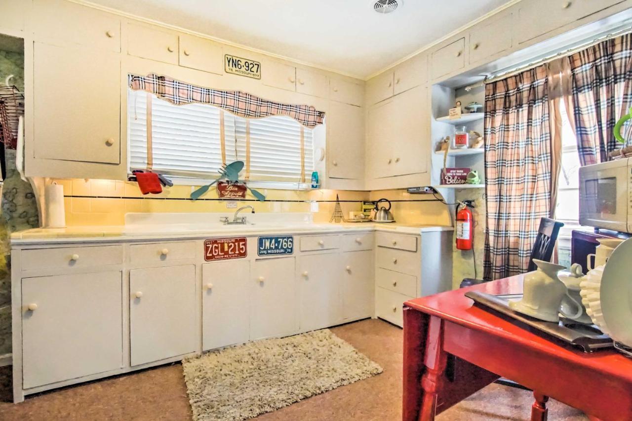 Artsy Getaway About 8 Miles To Downtown Kansas City! Independence Extérieur photo