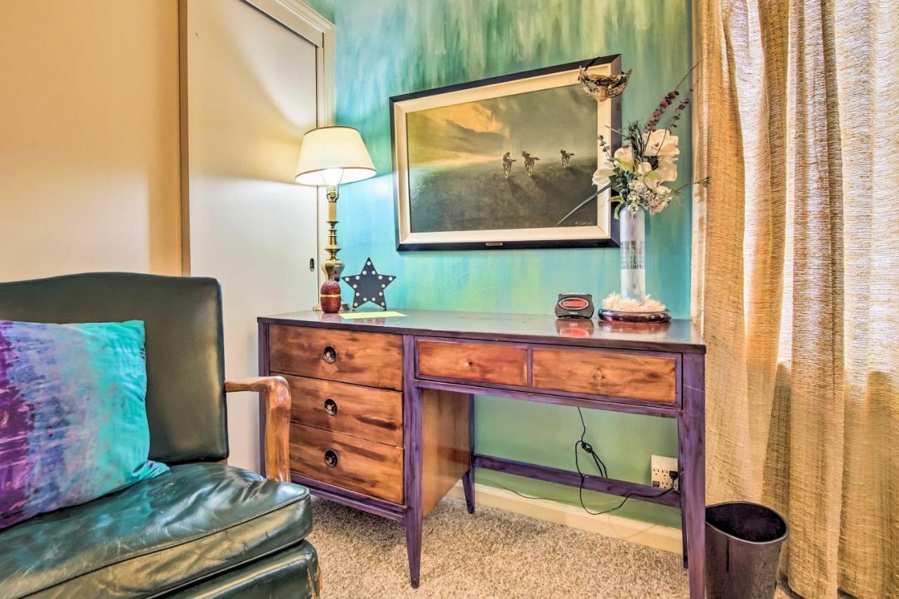 Artsy Getaway About 8 Miles To Downtown Kansas City! Independence Extérieur photo